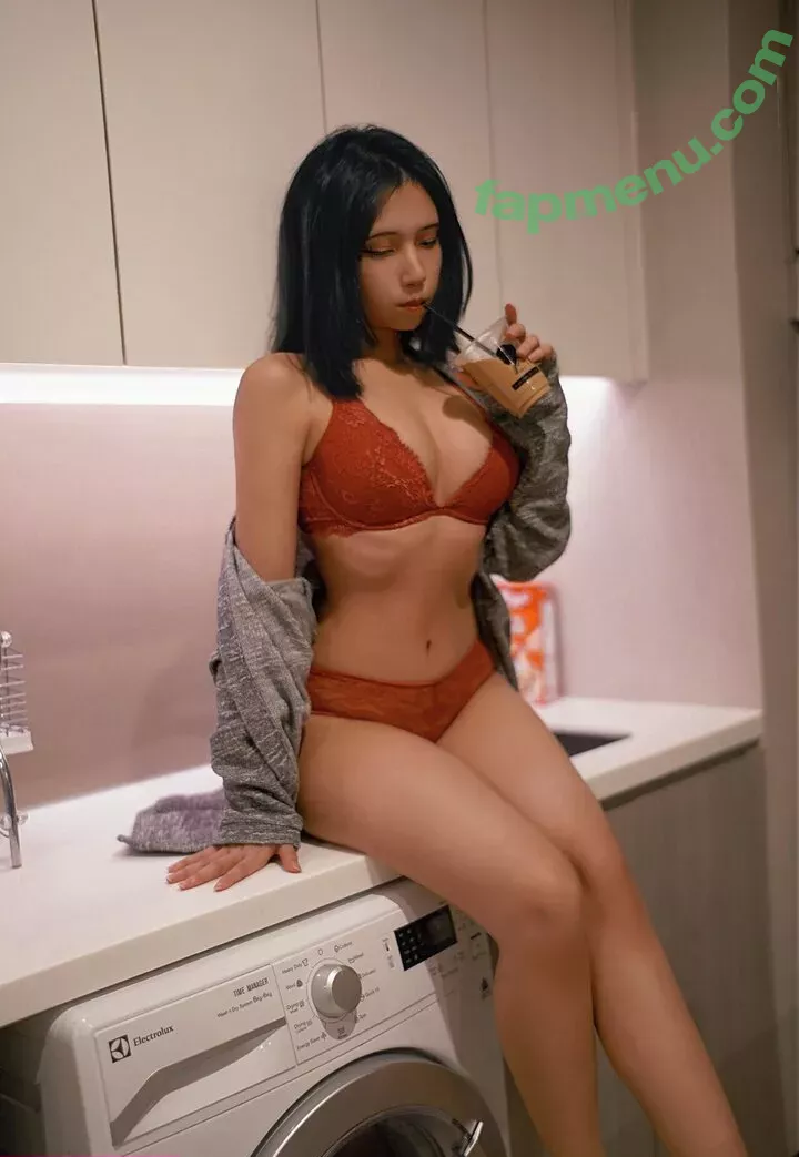 Refeen nude photo #0130 (Refina / referrals)
