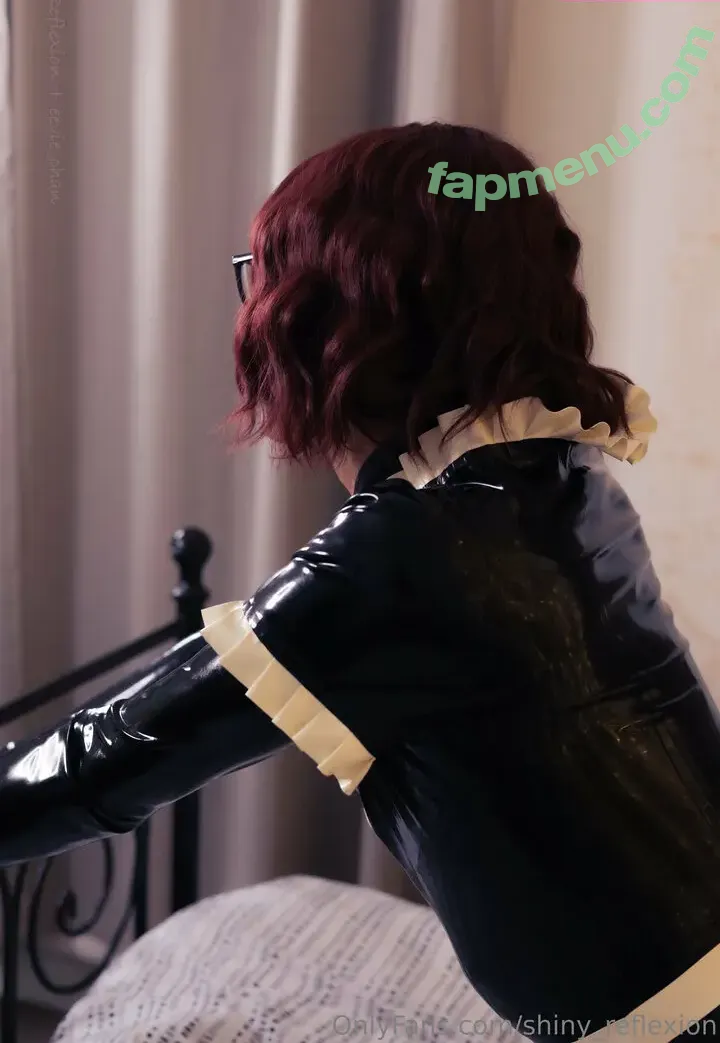 reflexion_latex nude photo #0010 (reflexion_latex)
