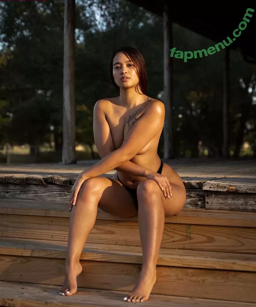 Regina_Unite nude photo #0295 (Regina Unite / unite_regina)