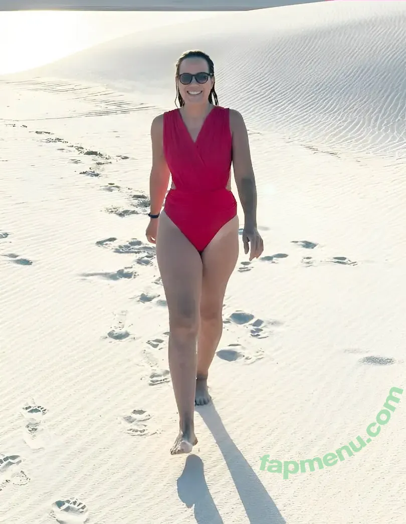 Regina Volpato nude photo #0192 (regina_volpato)