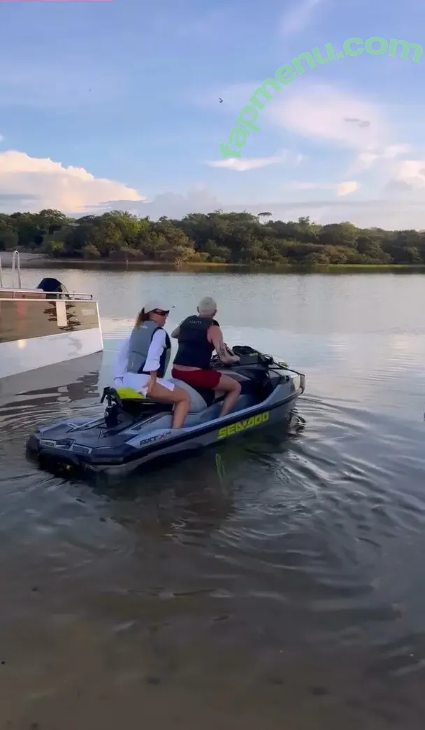 Regina Volpato nude photo #0217 (regina_volpato)