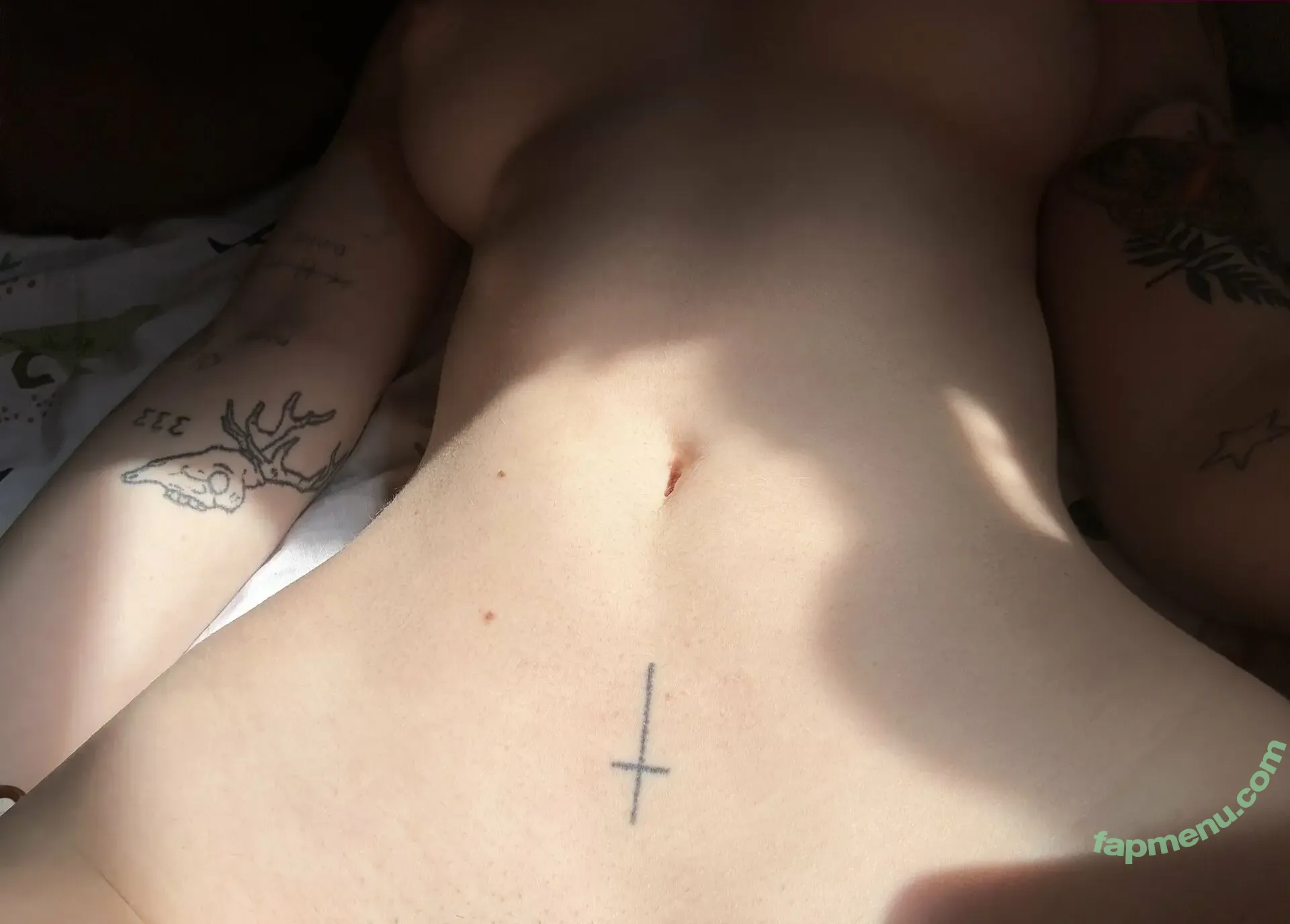 Reid Vnillabf nude photo #0271 (reid_v_dub)