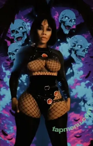 ReignofGlitter / reign_forever / whatsinababyname nude photo #0073