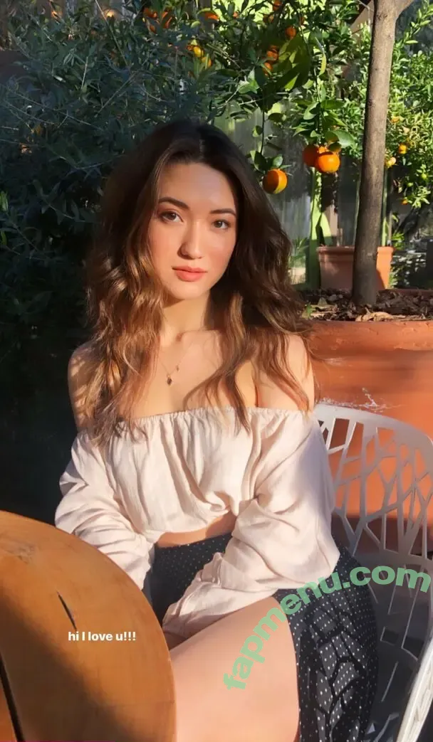 Reina Hardesty nude photo #0022 (reinahardesty)