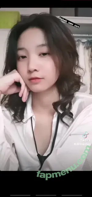 Reiqi.chua nude photo #0041