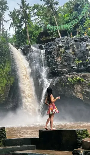 Reiqi.chua / Cai tao kuey nude photo #0084