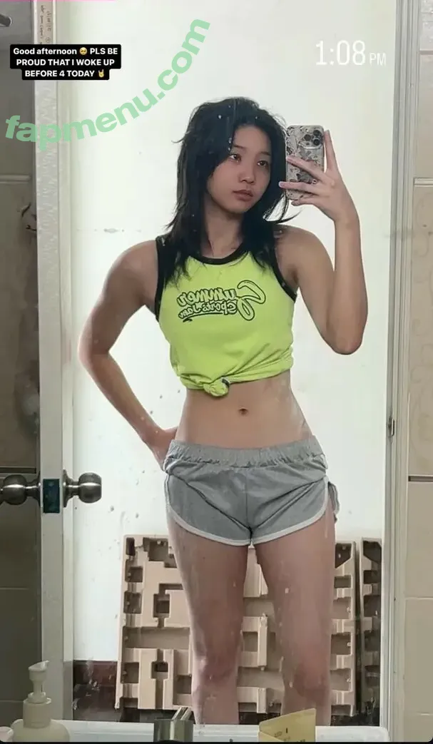 Reiqi.chua nude photo #0005 (Reiqi.chua)