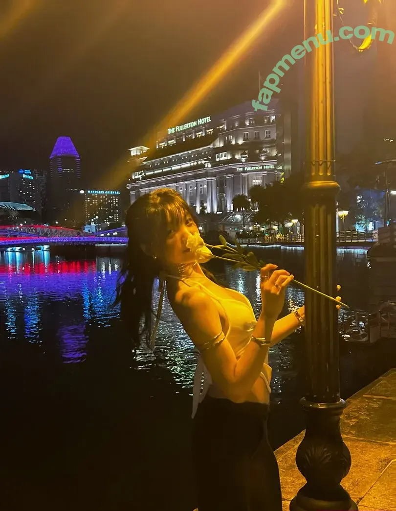 Reiqi.chua nude photo #0075 (Reiqi.chua)