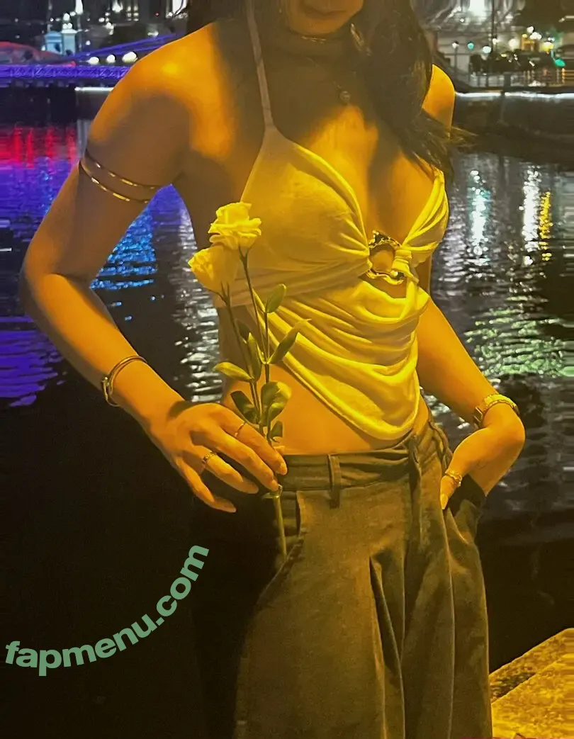 Reiqi.chua nude photo #0077 (Reiqi.chua)