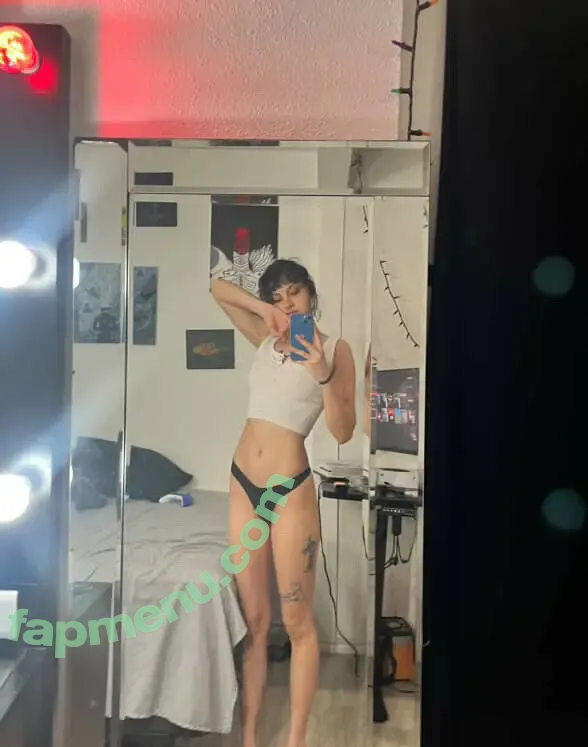 reizargt nude photo #0001 (tiffany)
