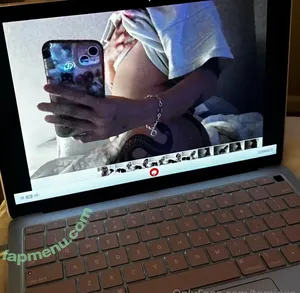 Religiouslysad /  / getluckyrashad / liluwugrl / thicctat nude photo #0027