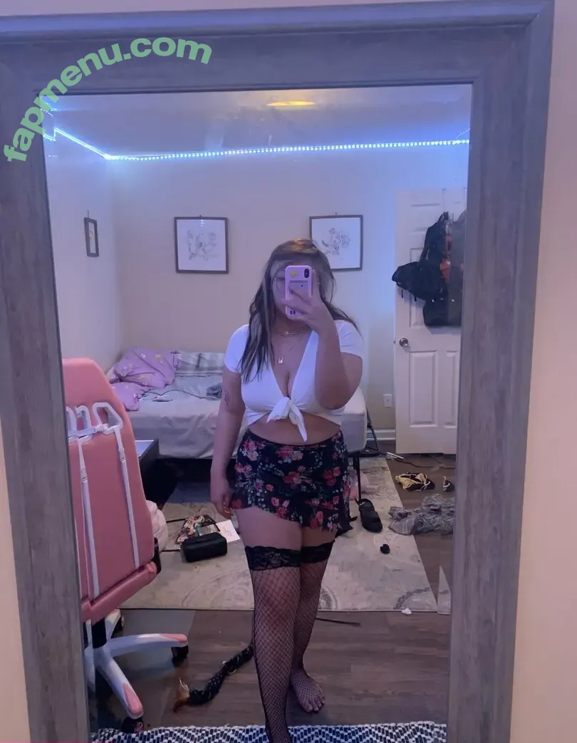 Religiouslysad nude photo #0020 ( / getluckyrashad / liluwugrl / thicctat)