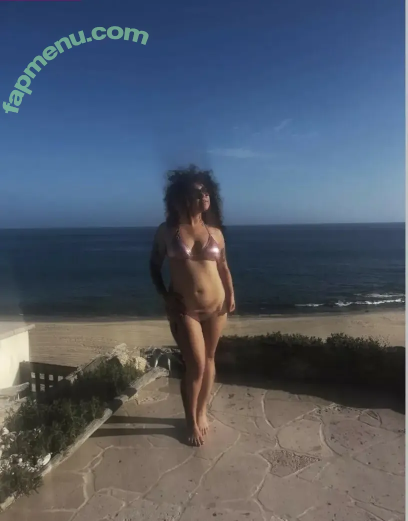 Remi Wolf nude photo #0037 (remiwolf)