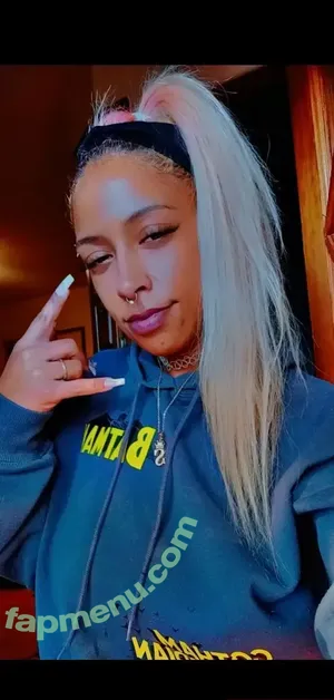 Remiimonroe7 / remii.monroe nude photo #0001
