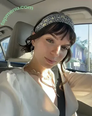 Remmy ASMR / remireaganasmr / remsreality nude photo #0002