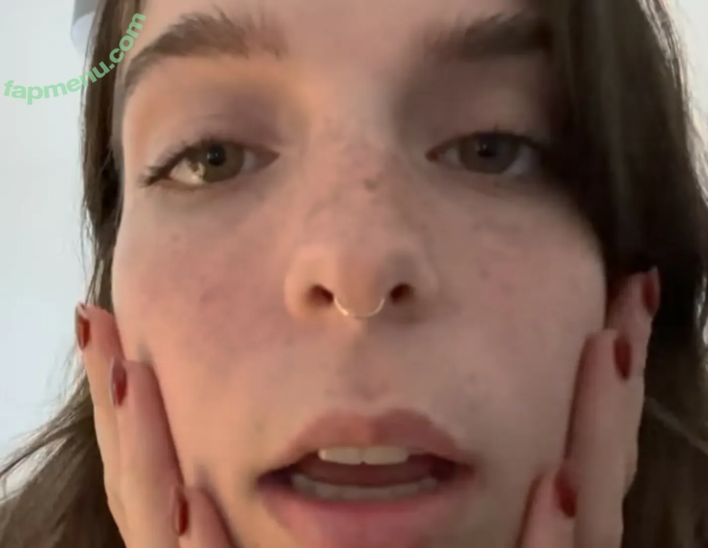 Remmy ASMR nude photo #0005 (remireaganasmr / remsreality)