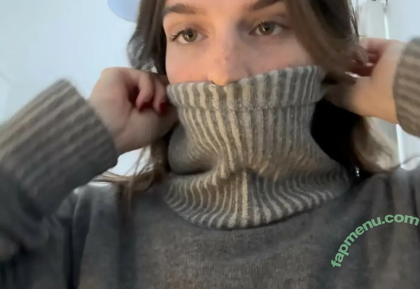 Remmy ASMR nude photo #0012 (remireaganasmr / remsreality)