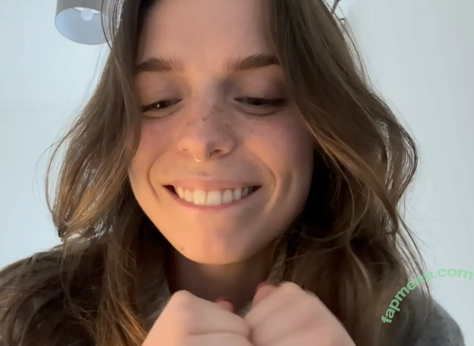 Remmy ASMR nude photo #0014 (remireaganasmr / remsreality)