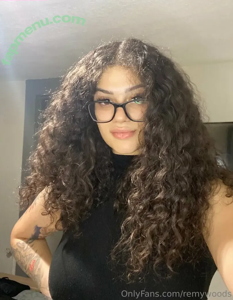 remywoods nude photo #0003 (remywoodsxx)
