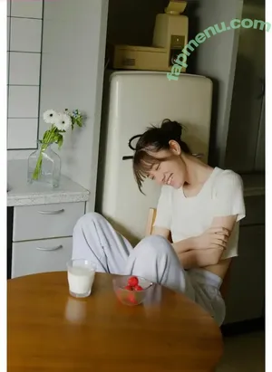 Rena Miyashita / rena__miyashita / 宮下玲奈 nude photo #0084