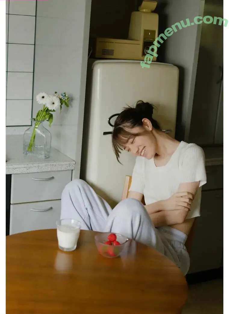 Rena Miyashita nude photo #0084 (rena__miyashita / 宮下玲奈)