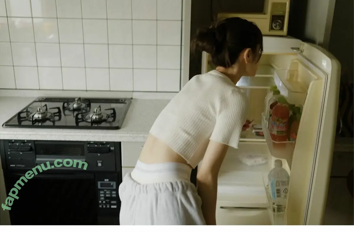 Rena Miyashita nude photo #0101 (rena__miyashita / 宮下玲奈)