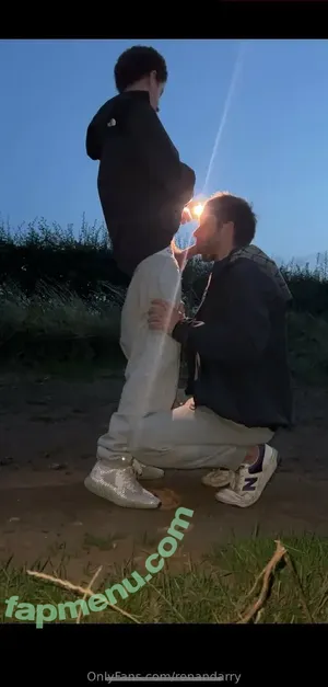 renandarry / onlyarryandren nude photo #0007