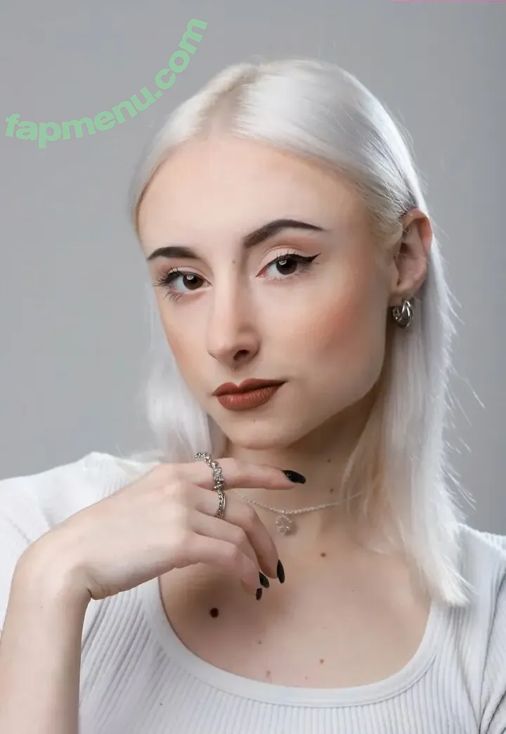 Renata Schneider nude photo #0103 (renata.c.schneider)