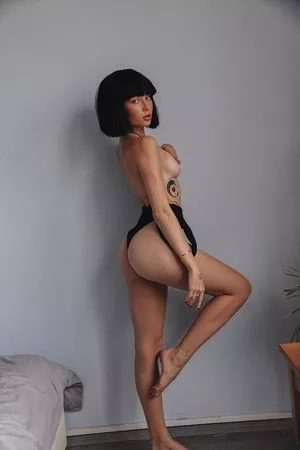 Renatarii / Renata Ri / renata_ri / renatarrii nude photo #0011