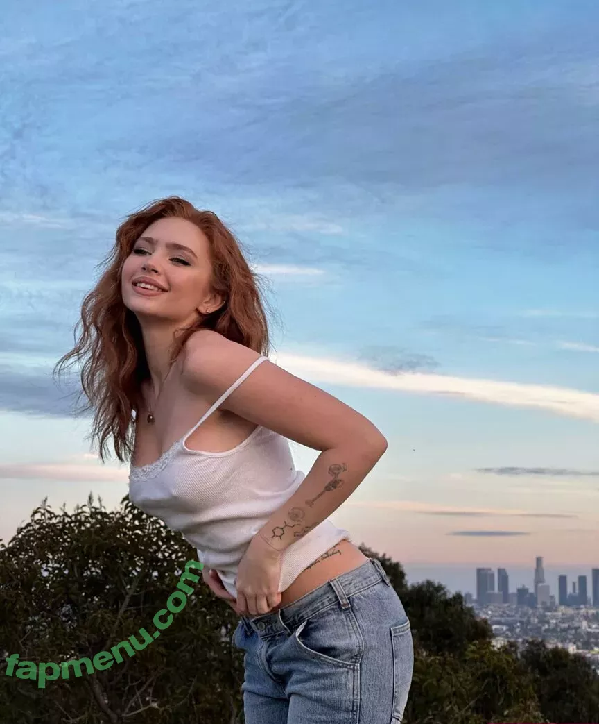 Renatarii nude photo #0061 (Renata Ri / renatari / renatarrii)