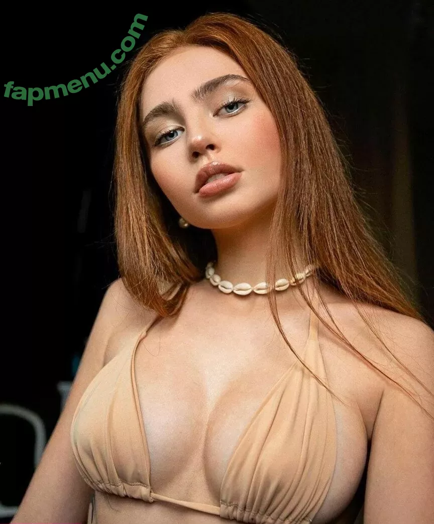 Renatarii nude photo #0073 (Renata Ri / renata_ri / renatarrii)