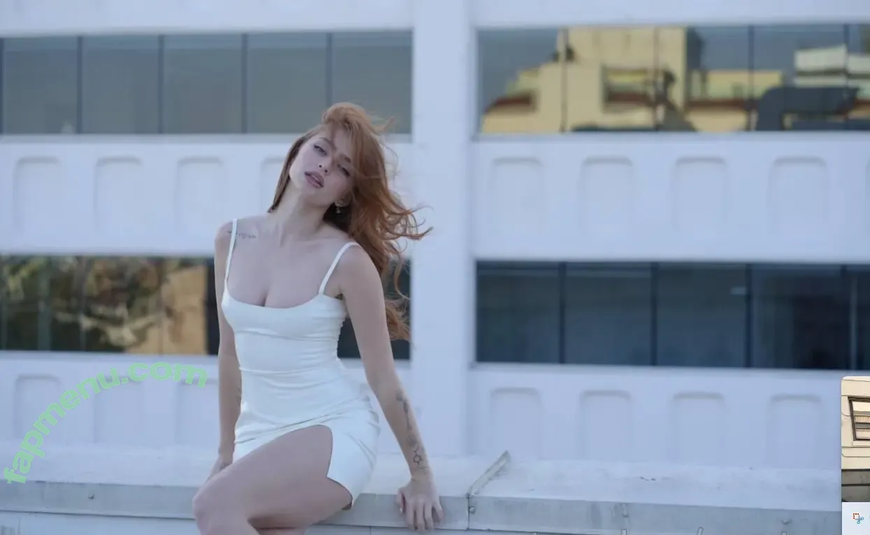 Renatarii nude photo #0921 (Renata Ri / renata_ri / renatarrii)