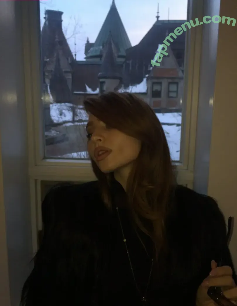 Renatarii nude photo #1113 (Renata Ri / renata_ri / renatarrii)