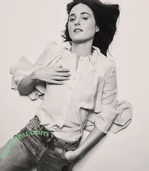 Renate Reinsve / renatereinsve nude photo #0068