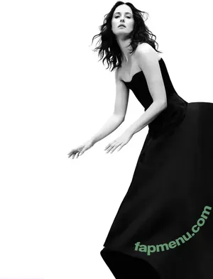 Renate Reinsve / renatereinsve nude photo #0079