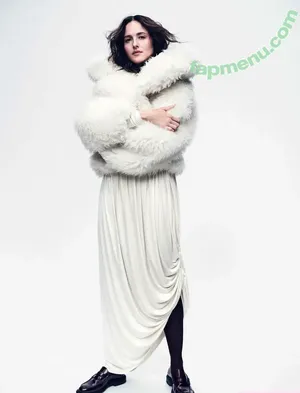 Renate Reinsve / renatereinsve nude photo #0083