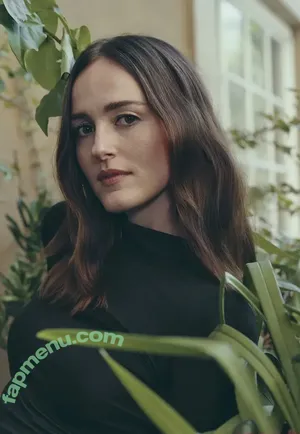 Renate Reinsve / renatereinsve nude photo #0087