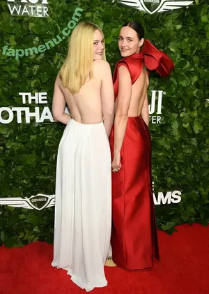 Renate Reinsve / renatereinsve nude photo #0095