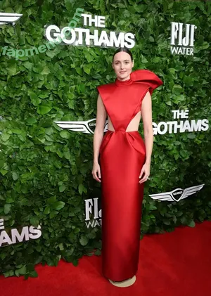 Renate Reinsve / renatereinsve nude photo #0099