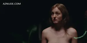 Renate Reinsve / renatereinsve nude photo #0121