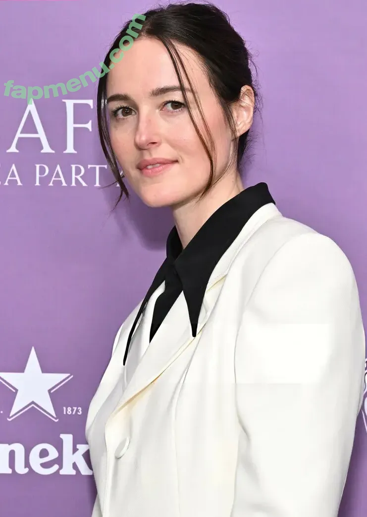 Renate Reinsve nude photo #0179 (renatereinsve)