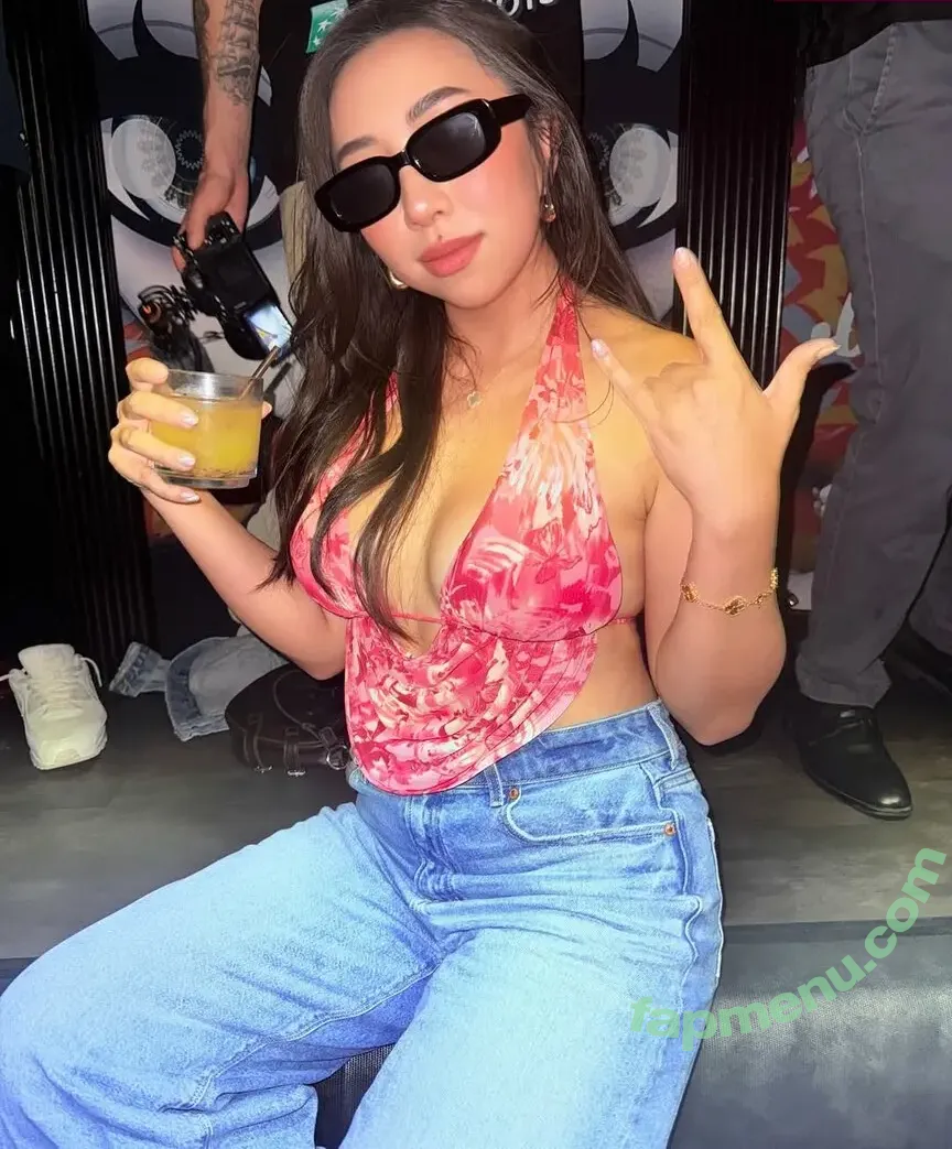 rencognito nude photo #0058 (Renny)