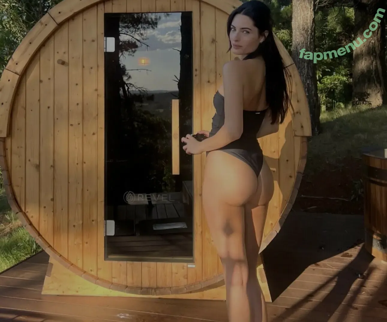 Renee Murden nude photo #0313 (reneemurden)