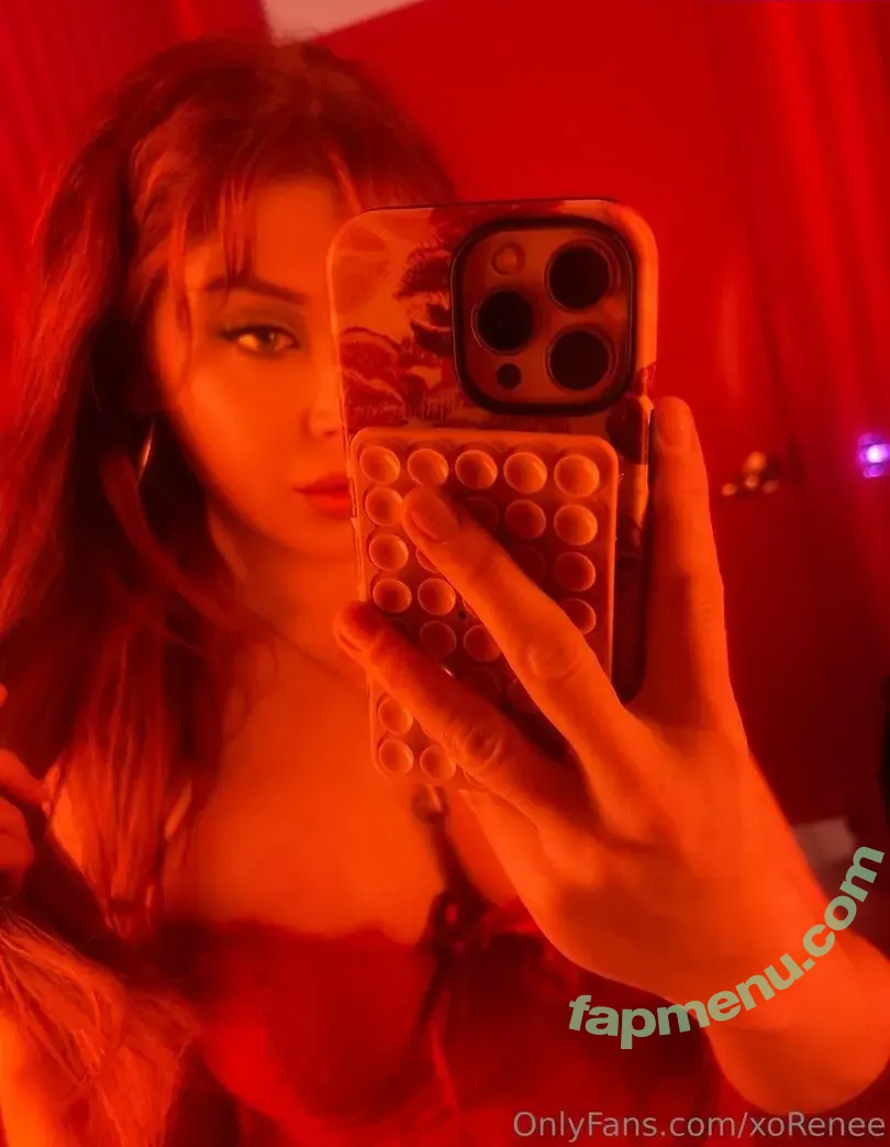 Renee Olstead nude photo #0784 (xorenee / xoreneeo)