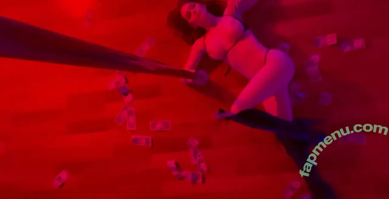 Renee Olstead nude photo #0835 (xorenee / xoreneeo)