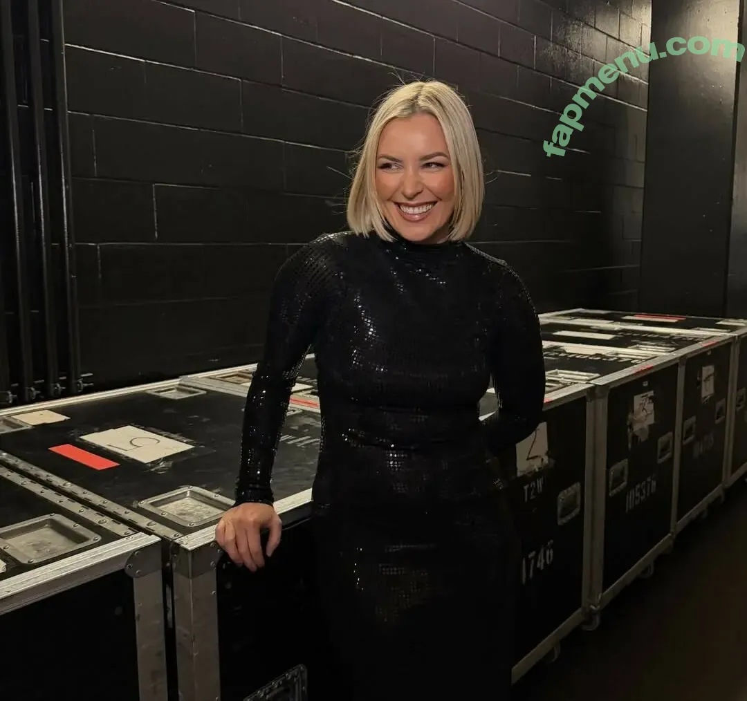 Renee Paquette nude photo #0424 (reneepaquette)