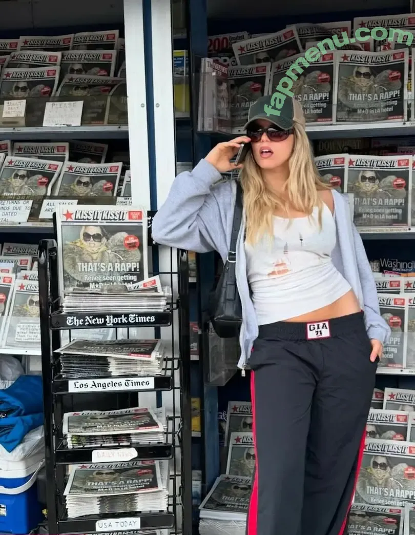 Renee Rapp nude photo #0230 (reneerapp)