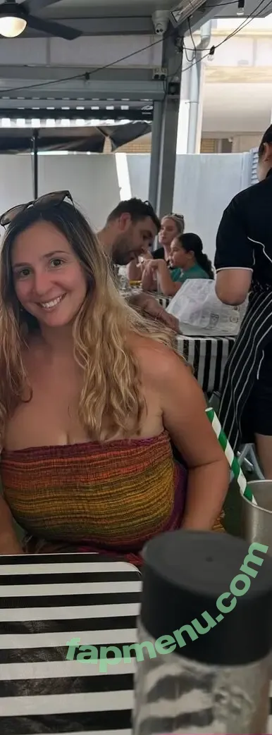 Renee Talotta nude photo #0023 (billowbeach / renee.talotta / reneetal / reneetalotta / shakasdesigner / shakastravels / wears_ren)