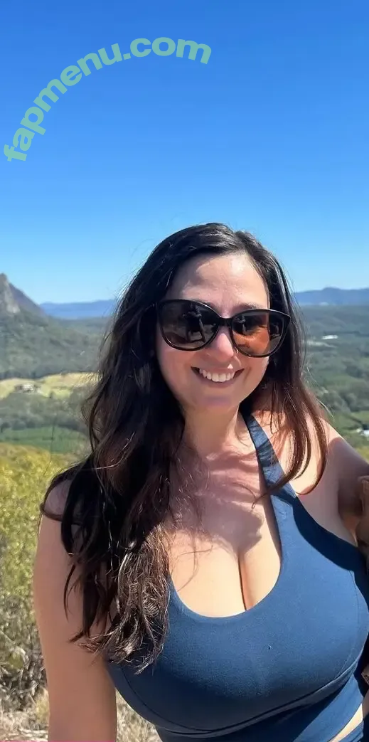 Renee Talotta nude photo #0042 (billowbeach / renee.talotta / reneetal / reneetalotta / shakasdesigner / shakastravels / wears_ren)