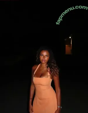 reneehadlley / Renee Hadley nude photo #0012